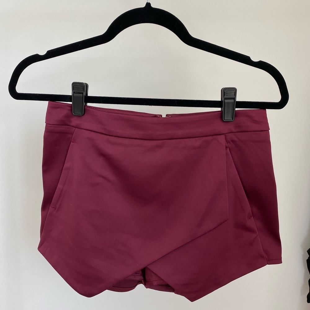 Express Skort size 00